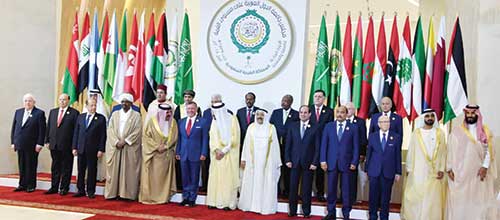 سقوط دیکتاتورهای عرب نزدیک است