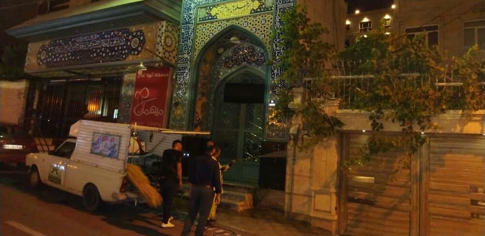 ضدعفونی هزار مسجد پایتخت توسط نیروهای سازمان پسماند