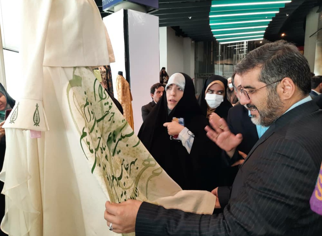 نگاه وزارت فرهنگ در حجاب و عفاف مبتنی بر هویت ملی ایرانی اسلامی است