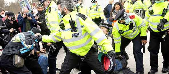 تشدید سرکوبگری پلیس و ذبح آزادی در خیابان‌های انگلیس
